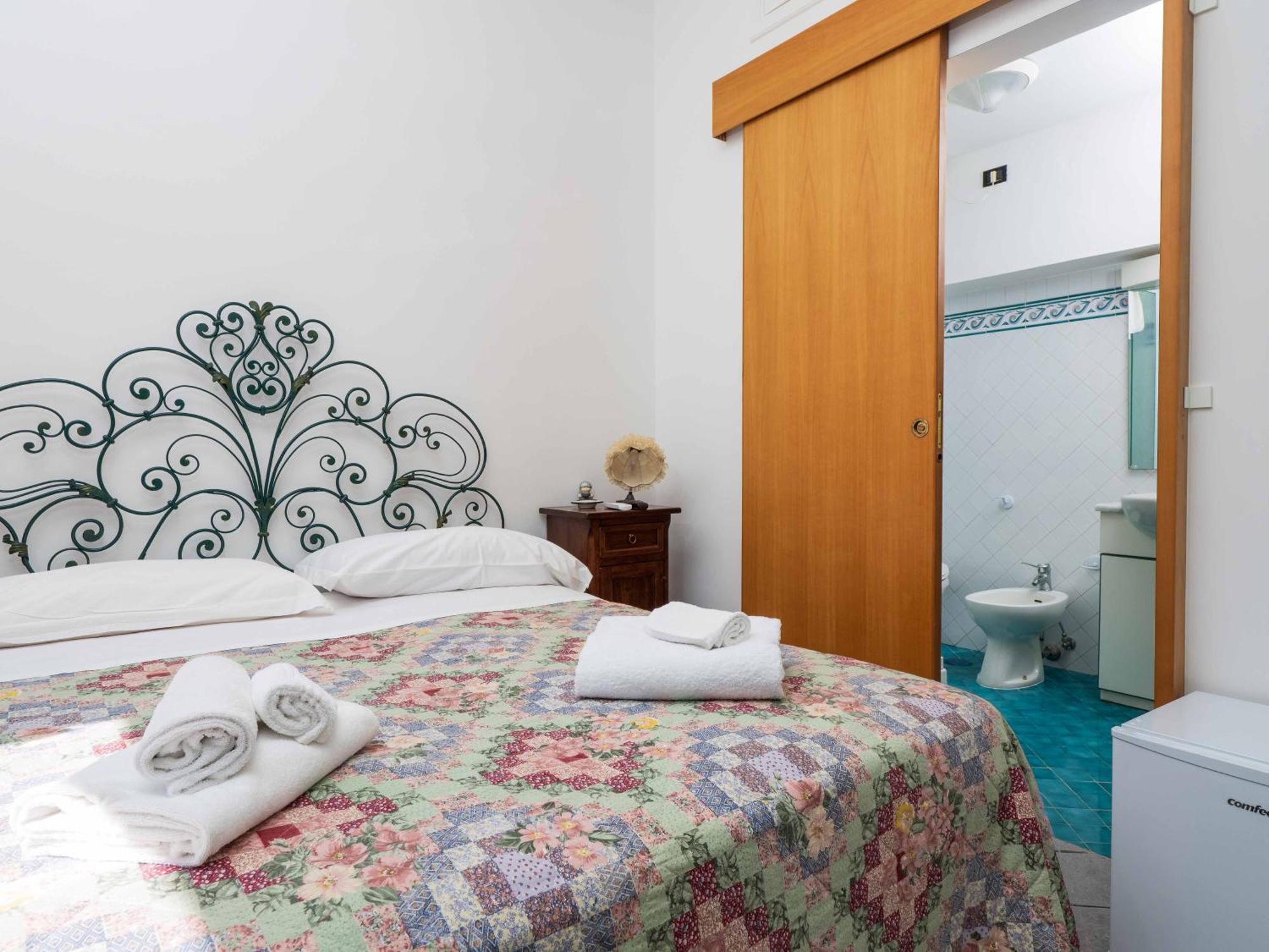 Maison Rosa Meta Εξωτερικό φωτογραφία